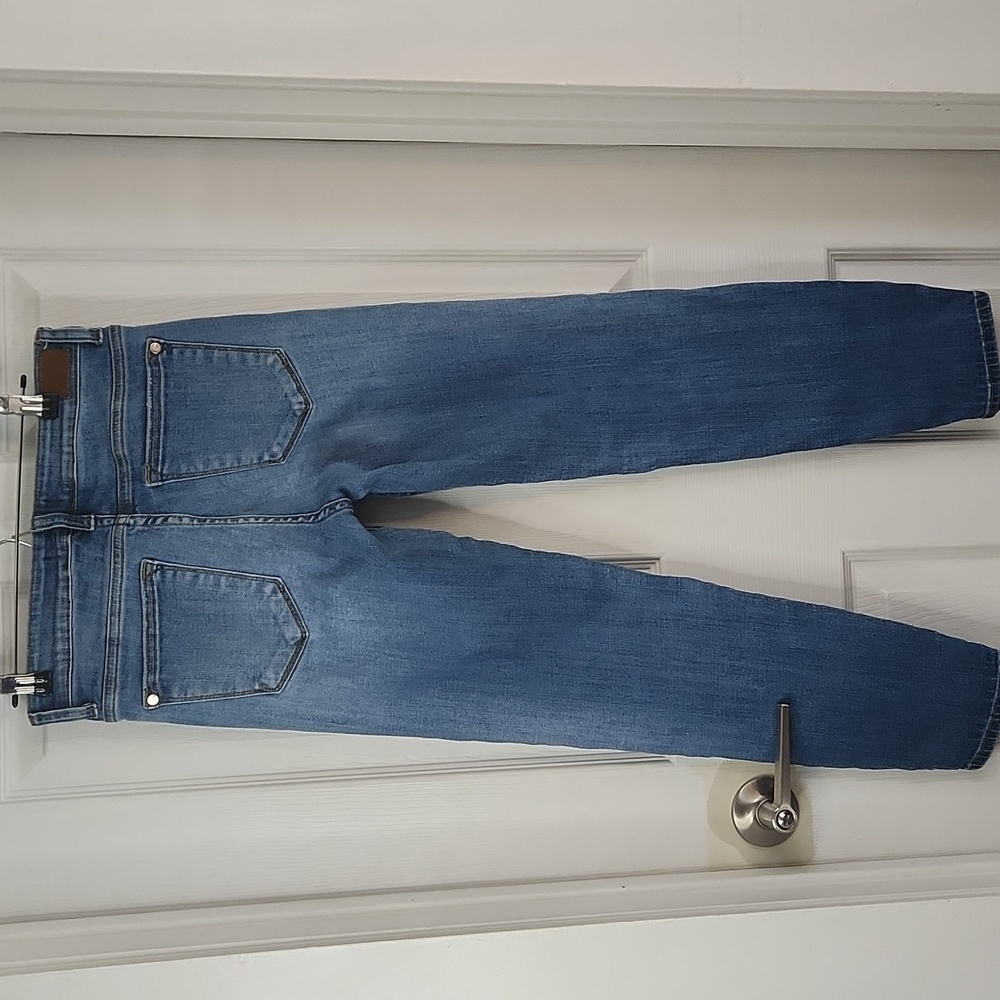 Judy Blue Relaxed Fit Skinny Jeans - Picture 4 of 4